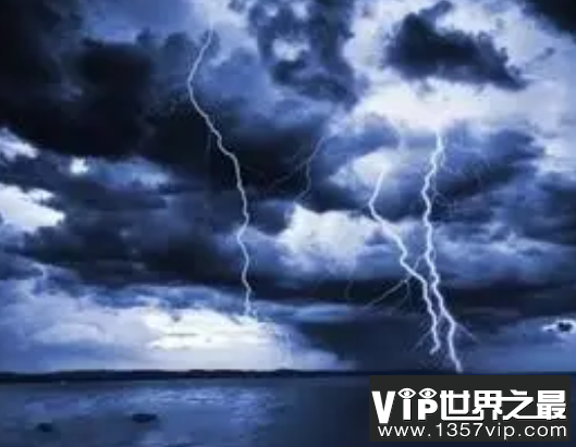 世界未解之谜，巨蟒渡劫化龙未解之谜