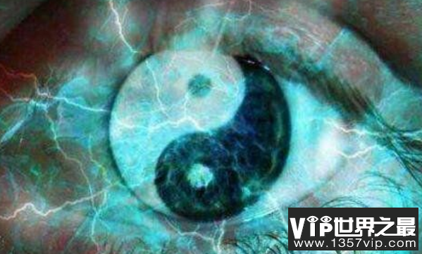 阴阳眼真实事件，能够看到鬼魂的眼睛