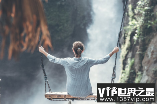 私处颜色深的原因是什么
