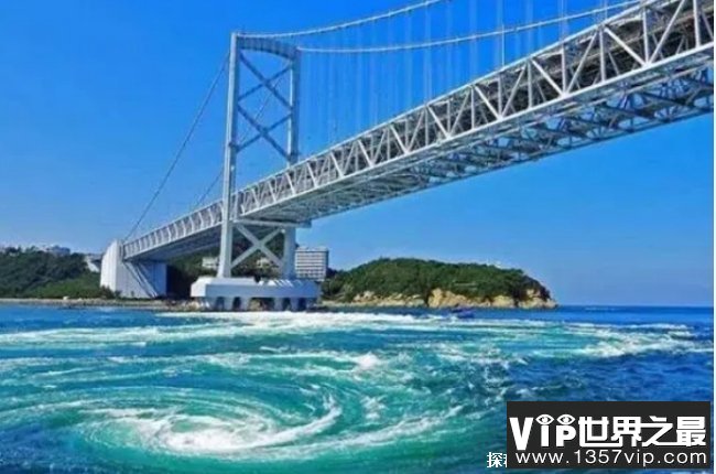 世界上最大的海洋漩涡 日本鸣门漩涡(直径30米)