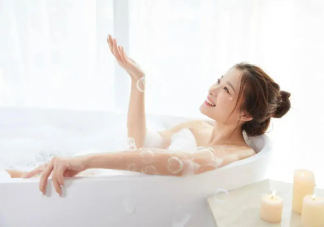 为什么女生洗澡水比男生的烫 洗澡水温度多少最合适