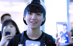 长着虎牙的男人 桃花运会怎么样（男人虎牙）